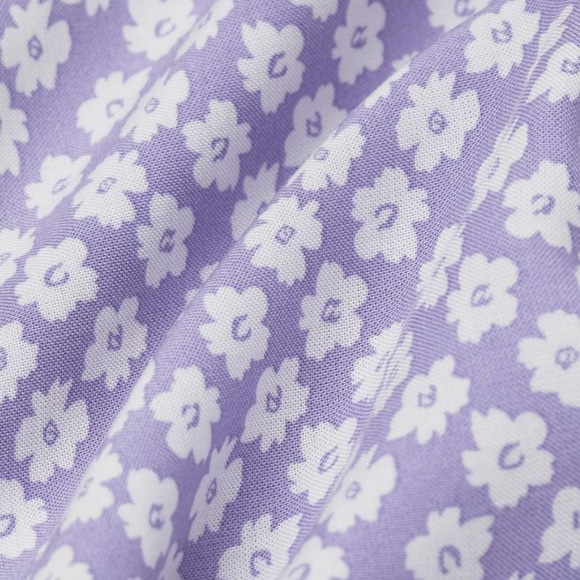 Purple & white flower skirt from H&M 💜 - Picture 2 of 3